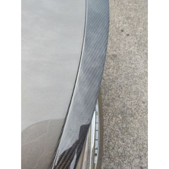 Tesla model s takaspoileri carbon